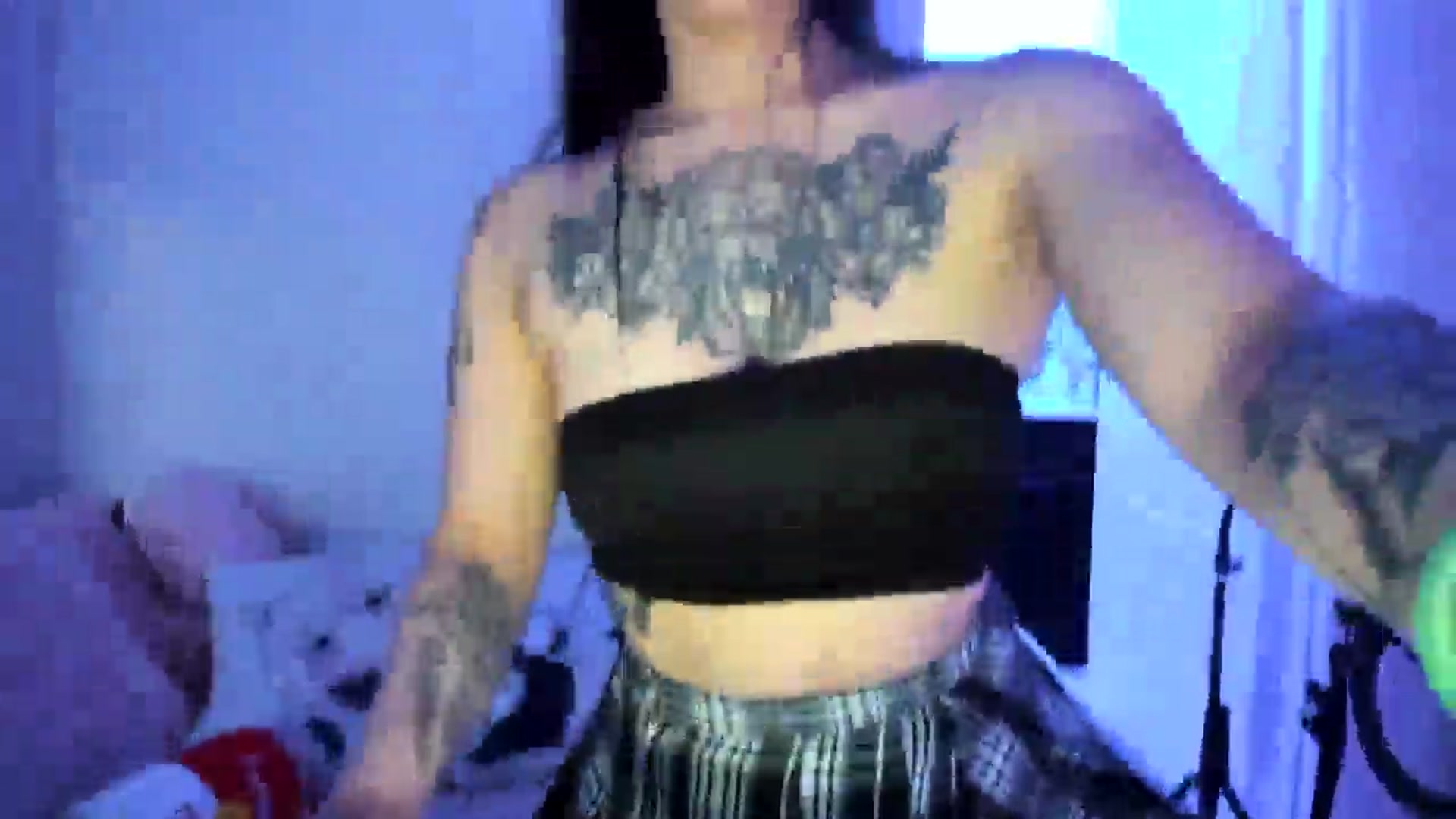 Gallery image thumbnail from dolllface's myfreecams stream on, 05/02/2026, 12:11 image 16 of 20