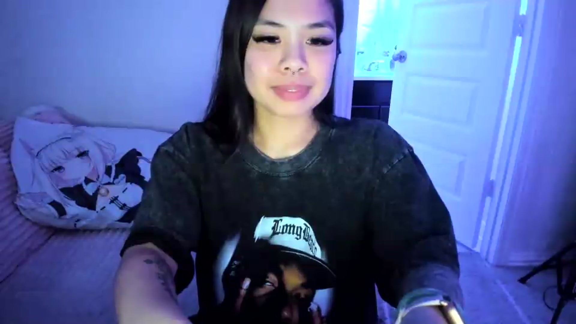 Gallery image thumbnail from dolllface's myfreecams stream on, 05/03/2026, 10:02 image 4 of 20