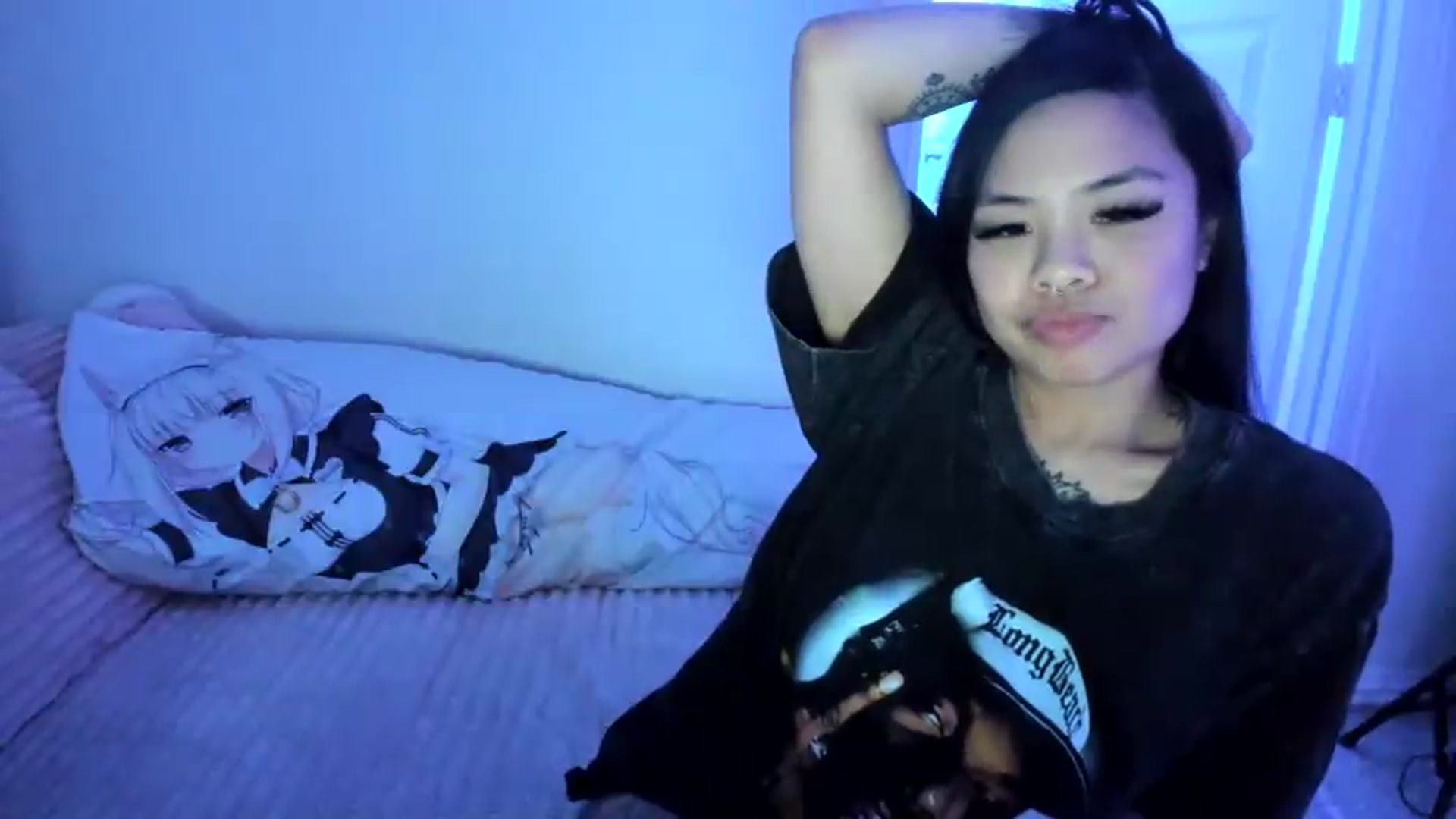 Gallery image thumbnail from dolllface's myfreecams stream on, 05/03/2026, 10:02 image 2 of 20