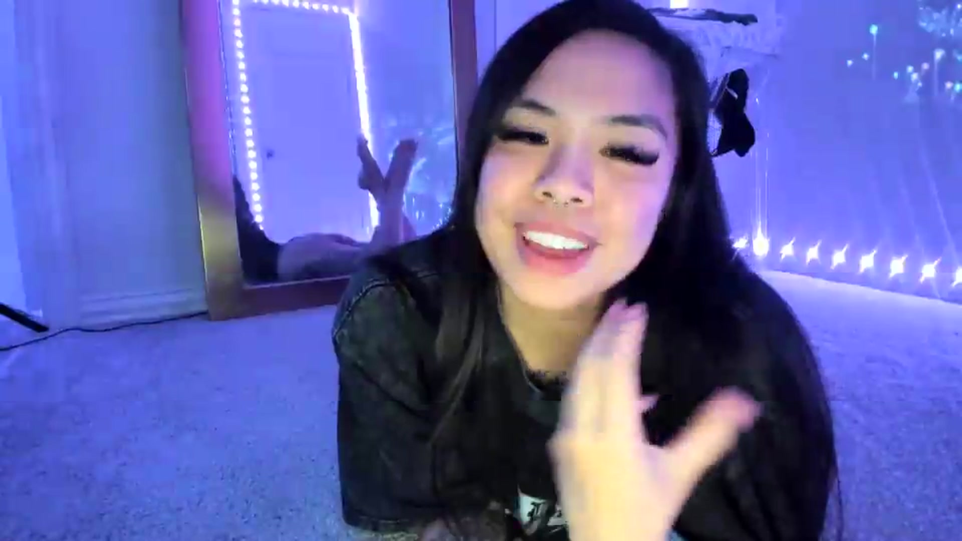 Gallery image thumbnail from dolllface's myfreecams stream on, 05/03/2026, 10:02 image 16 of 20