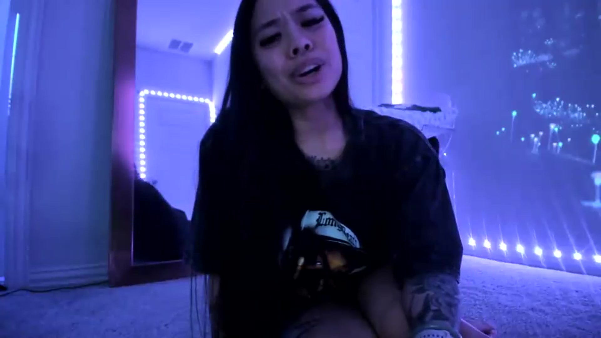 Gallery image thumbnail from dolllface's myfreecams stream on, 05/03/2026, 11:35 image 3 of 20
