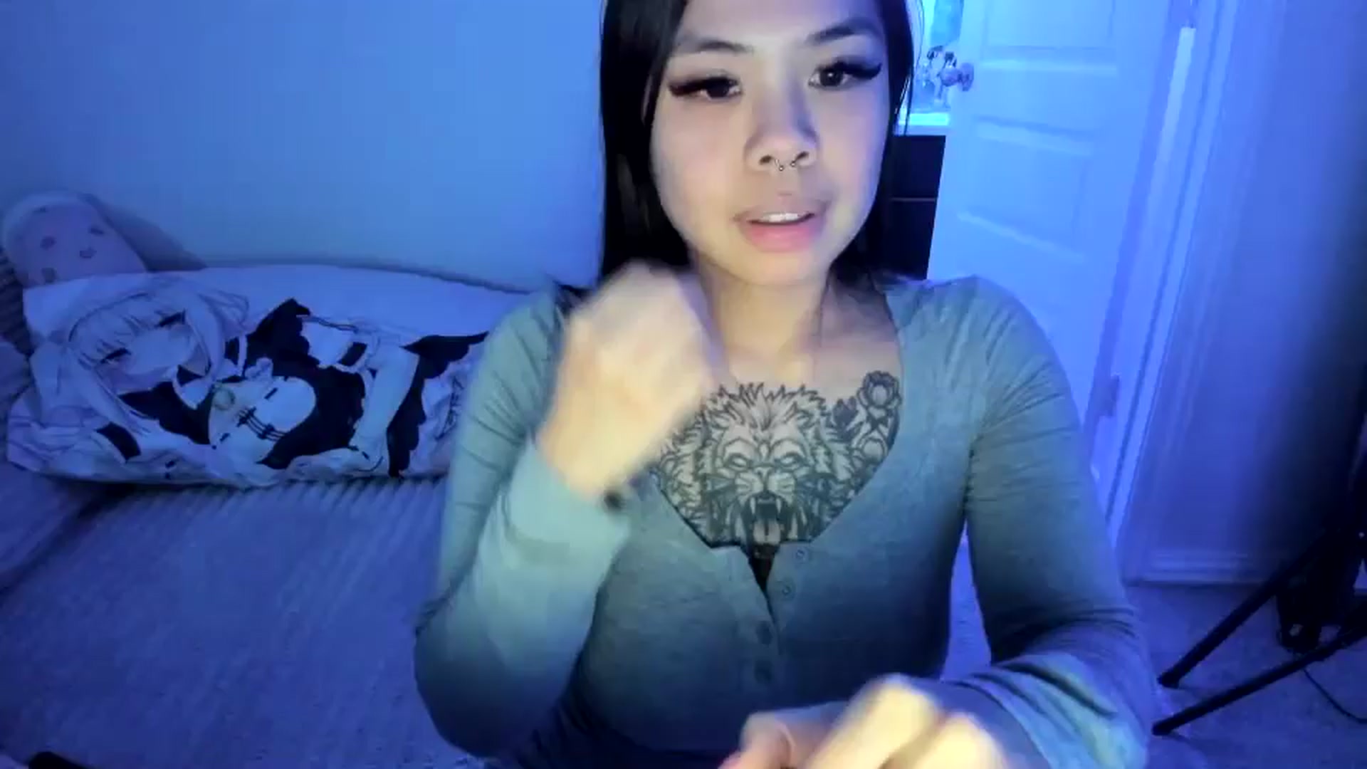 Gallery image thumbnail from dolllface's myfreecams stream on, 05/04/2026, 10:49 image 11 of 20