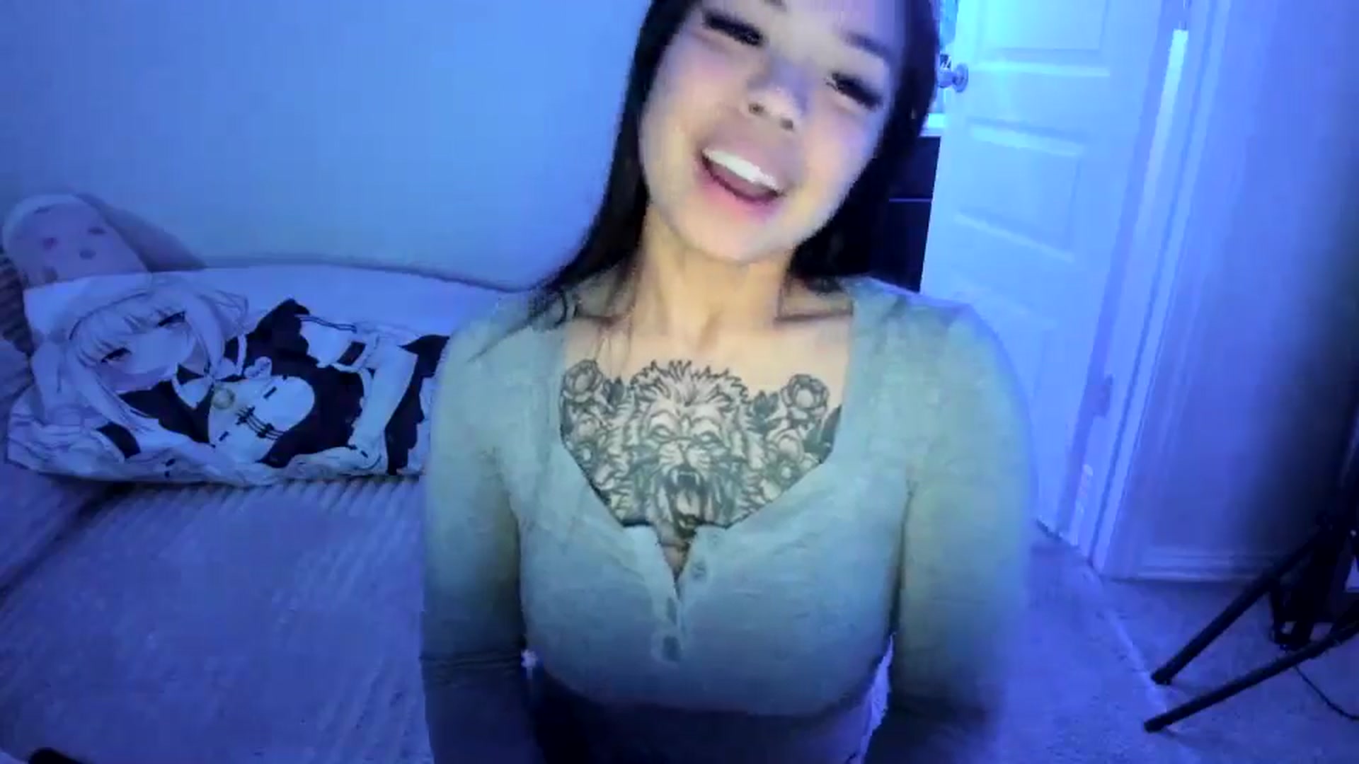 Gallery image thumbnail from dolllface's myfreecams stream on, 05/04/2026, 10:49 image 6 of 20