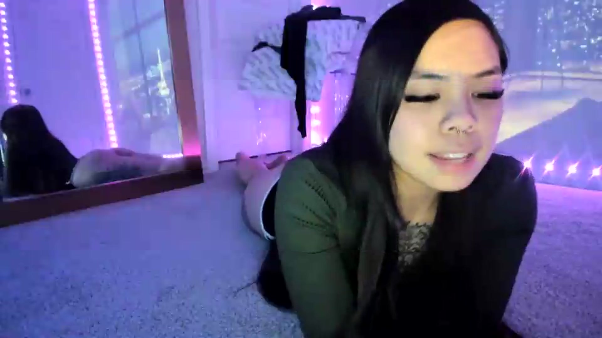 Gallery image thumbnail from dolllface's myfreecams stream on, 05/08/2026, 07:40 image 2 of 20