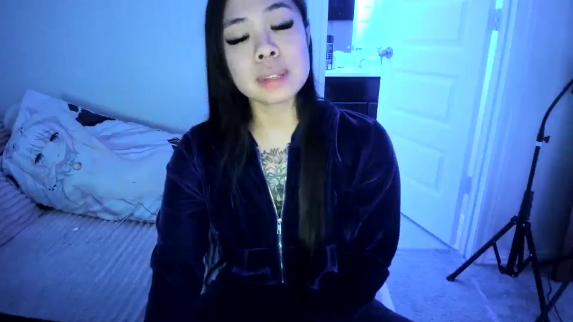 Gallery image thumbnail from dolllface's myfreecams stream on, 05/11/2026, 08:55 image 4 of 20