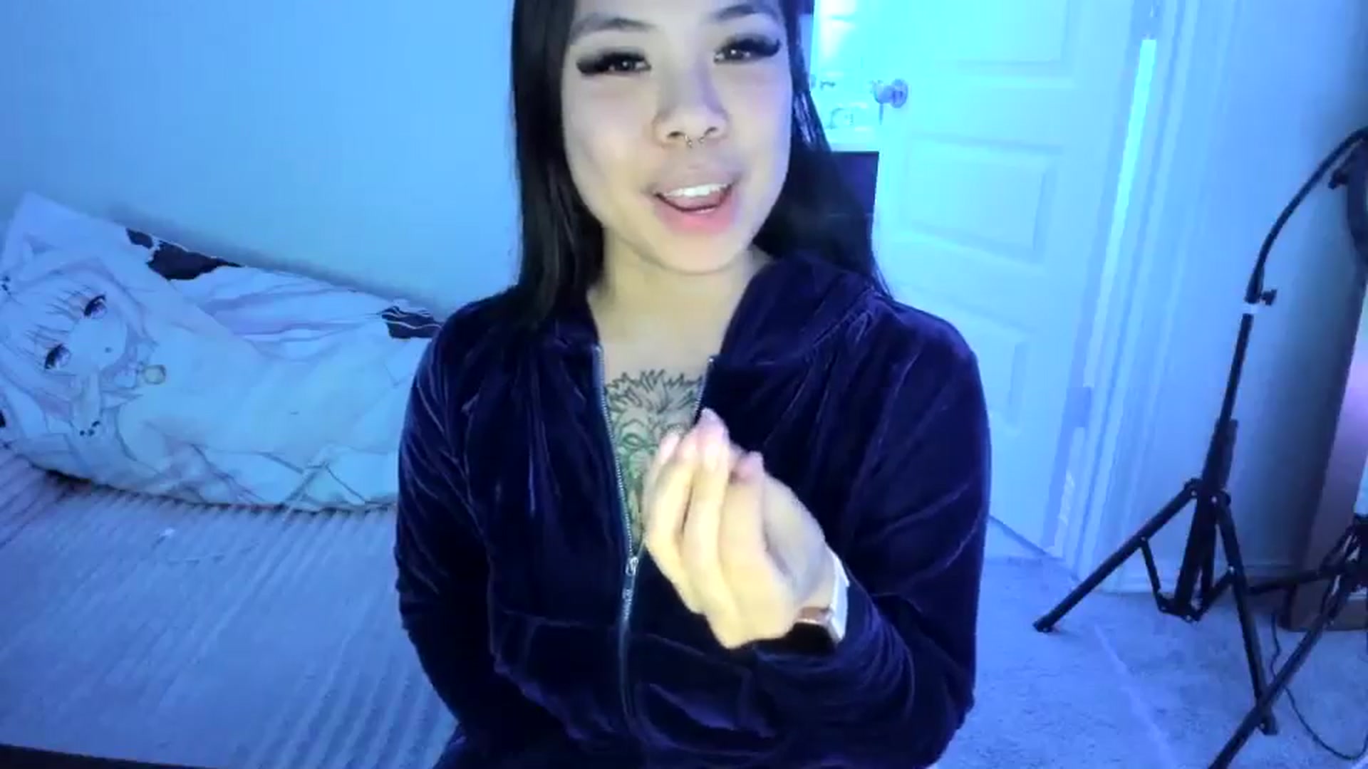Gallery image thumbnail from dolllface's myfreecams stream on, 05/11/2026, 11:24 image 2 of 20