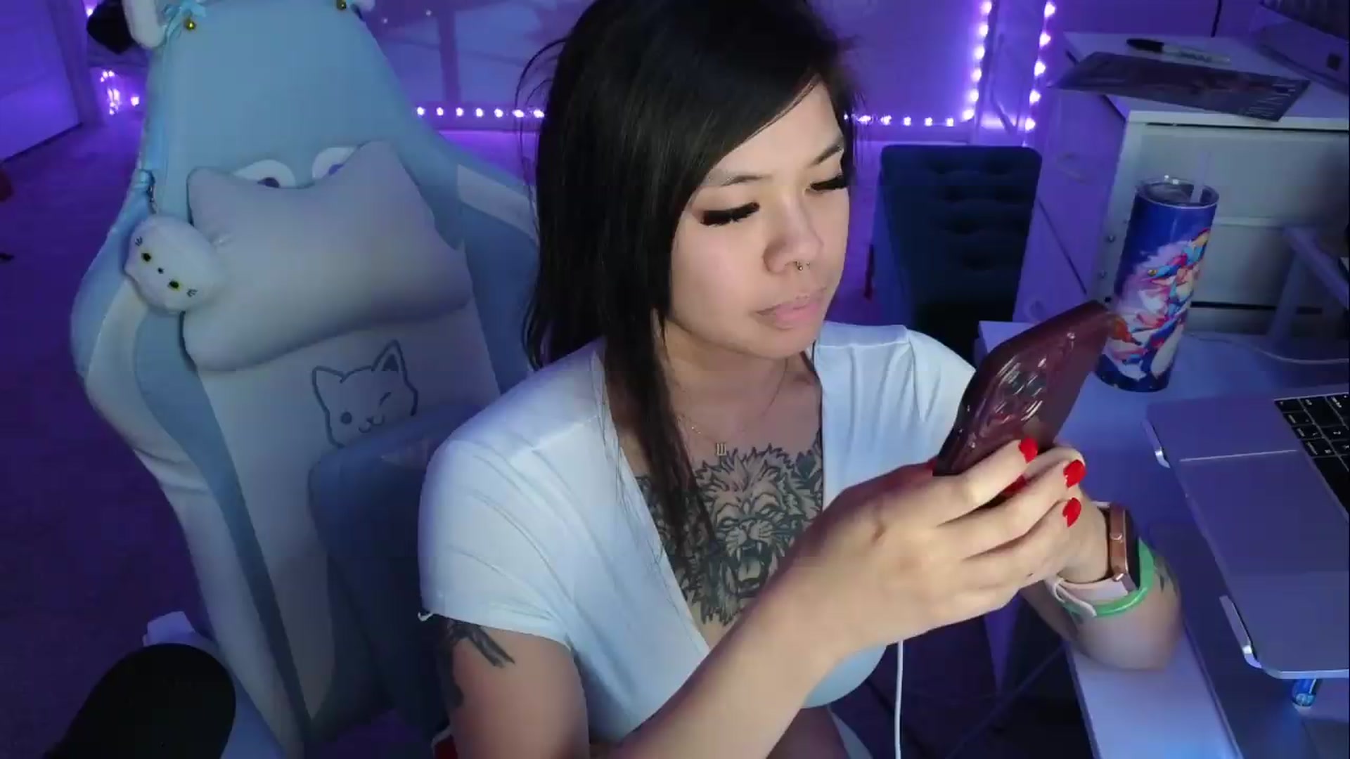 Gallery image thumbnail from dolllface's myfreecams stream on, 05/14/2026, 10:55 image 1 of 20