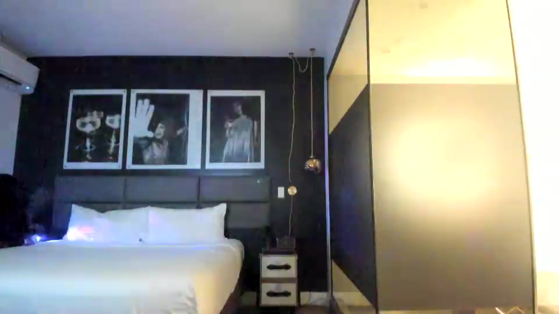 Gallery image thumbnail from dolllface's myfreecams stream on, 05/19/2026, 03:16 image 6 of 20