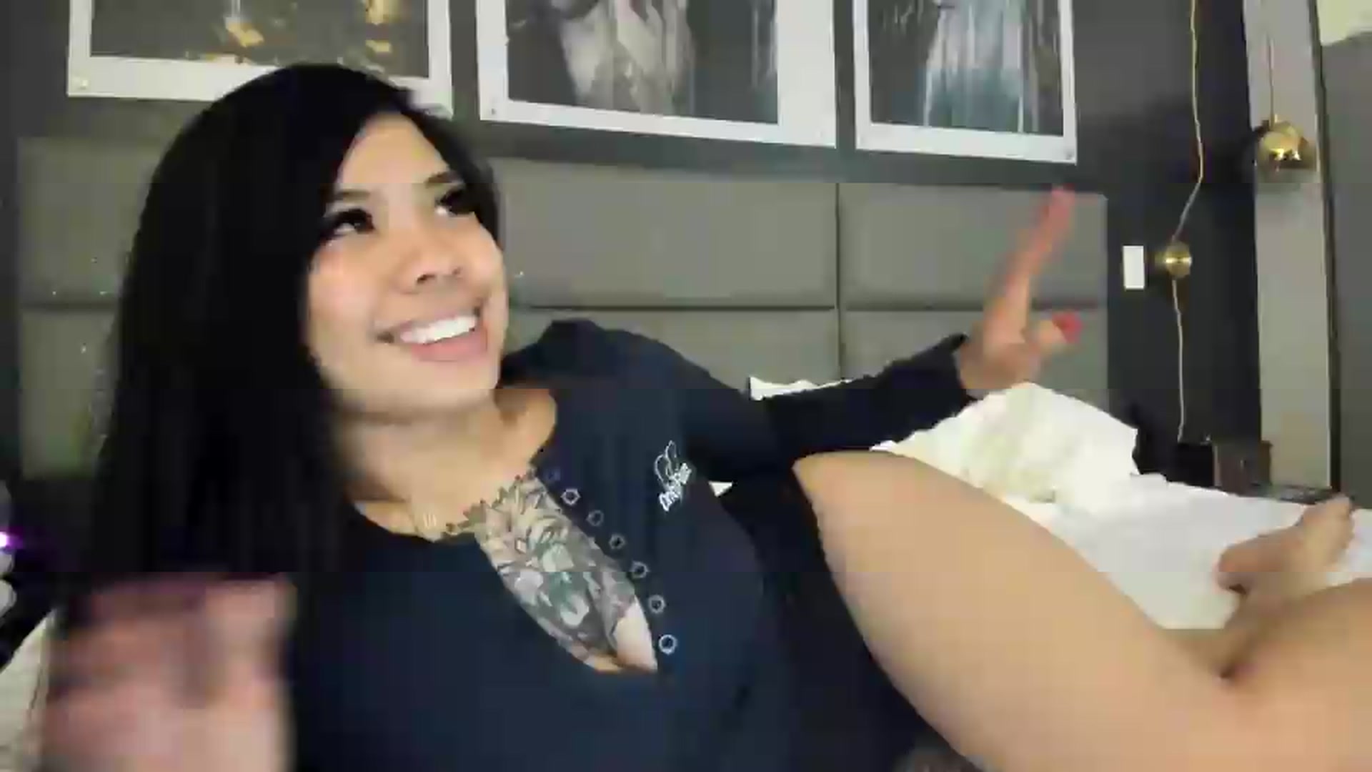 Gallery image thumbnail from dolllface's myfreecams stream on, 05/19/2026, 08:31 image 17 of 20