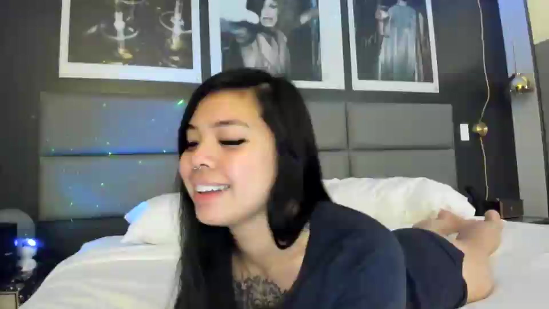 Gallery image thumbnail from dolllface's myfreecams stream on, 05/19/2026, 08:31 image 20 of 20