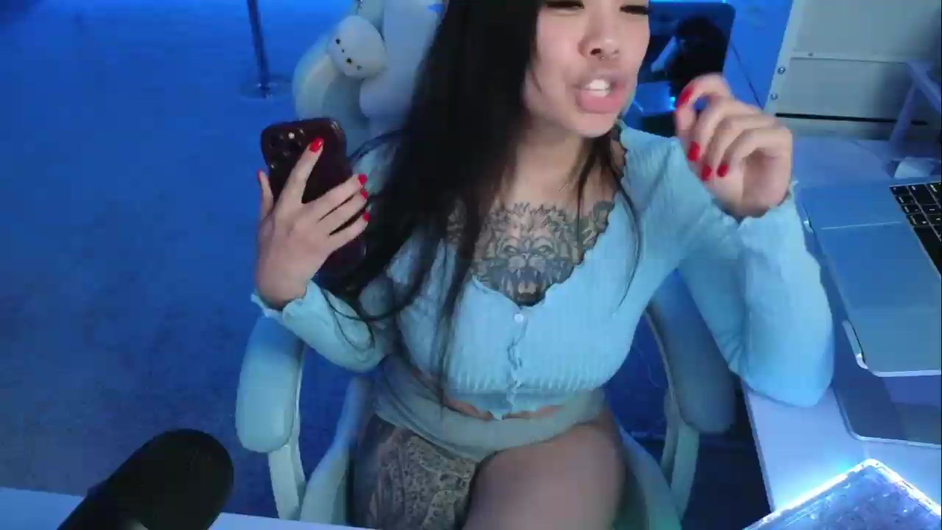 Gallery image thumbnail from dolllface's myfreecams stream on, 05/22/2026, 08:24 image 5 of 20