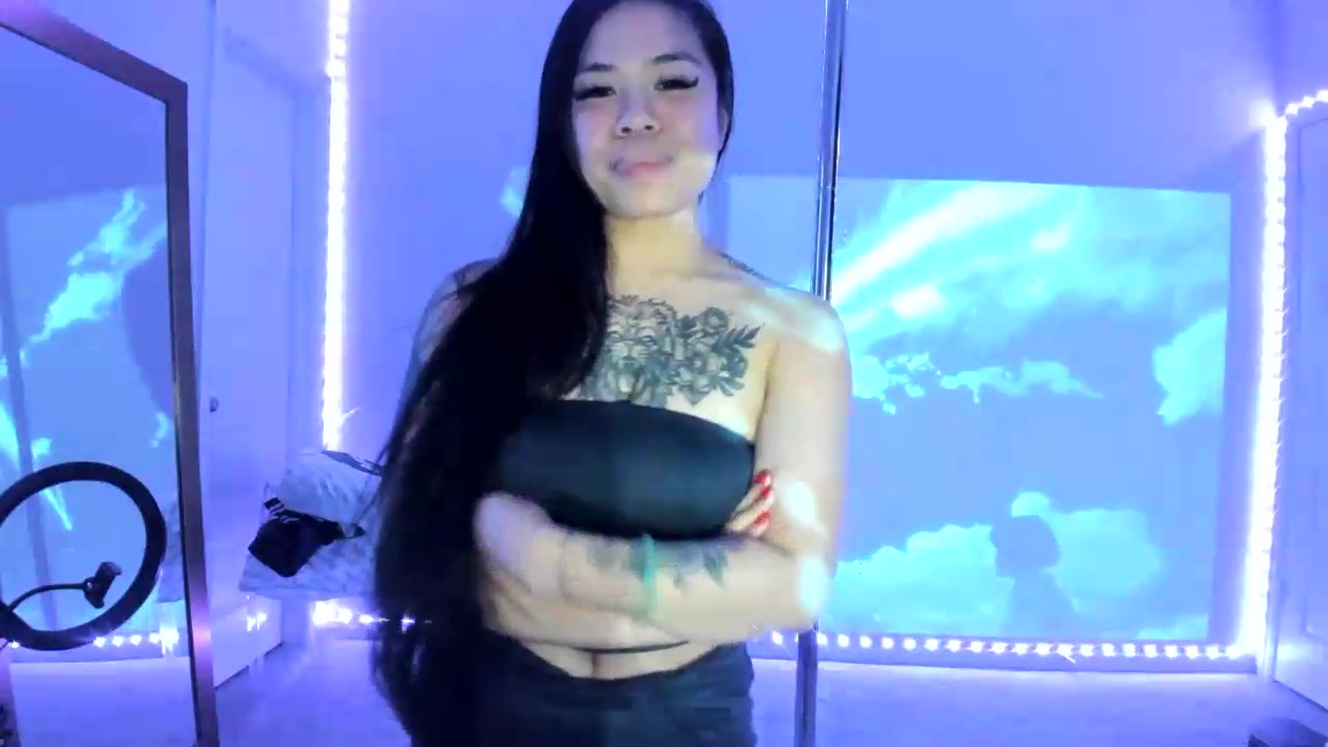 Gallery image thumbnail from dolllface's myfreecams stream on, 05/25/2026, 10:30 image 6 of 20