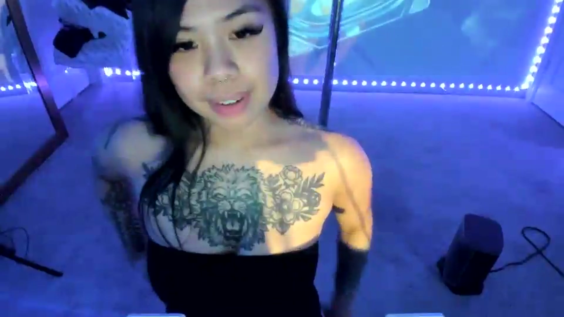 Gallery image thumbnail from dolllface's myfreecams stream on, 05/26/2026, 11:33 image 10 of 20