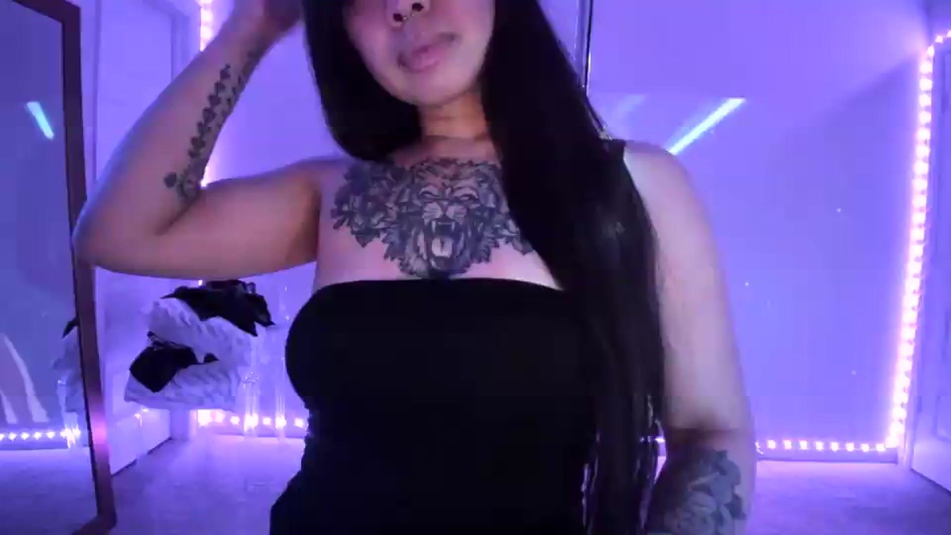 Gallery image thumbnail from dolllface's myfreecams stream on, 05/26/2026, 11:33 image 6 of 20