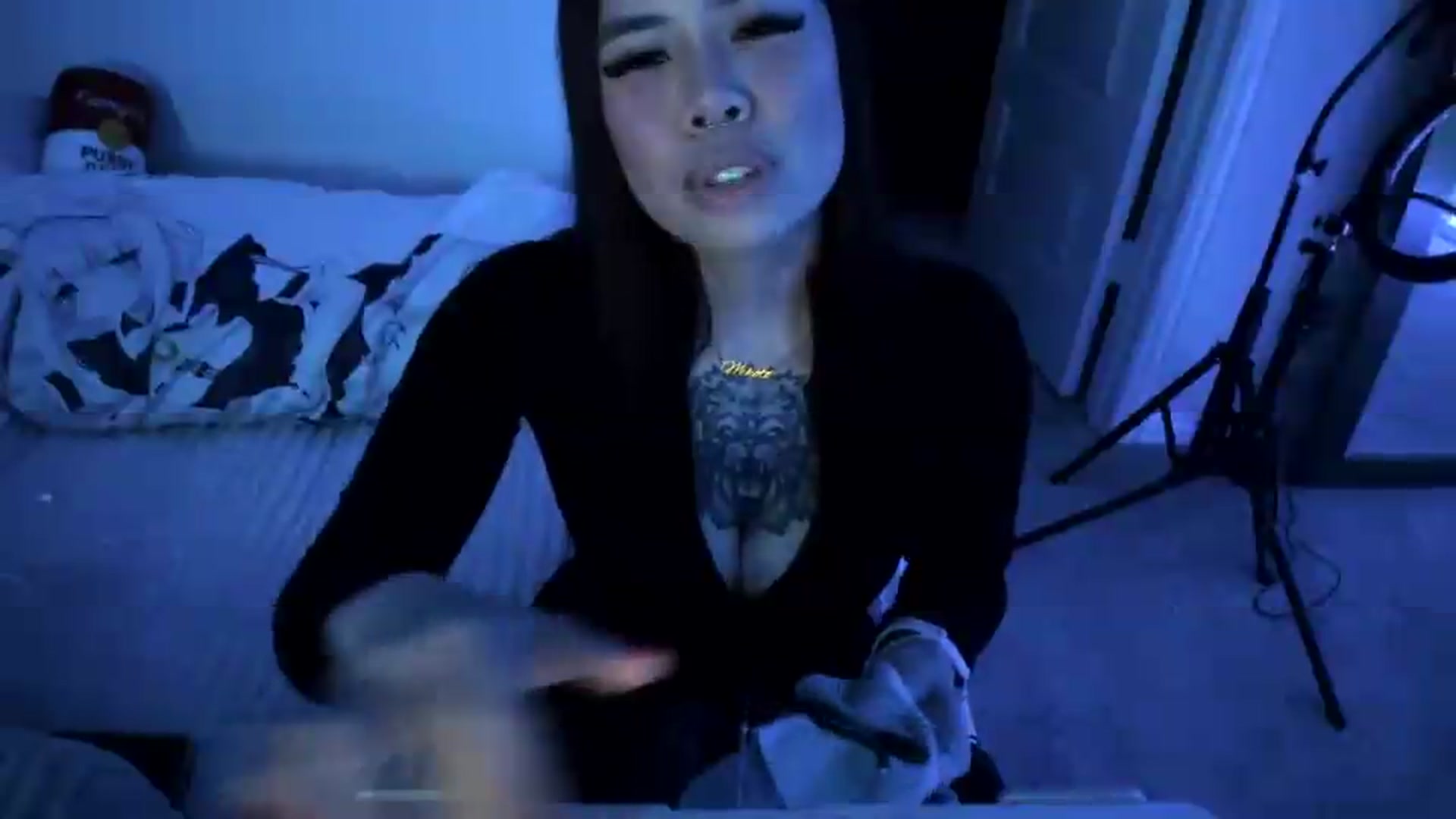 Gallery image thumbnail from dolllface's myfreecams stream on, 05/27/2026, 02:55 image 5 of 20