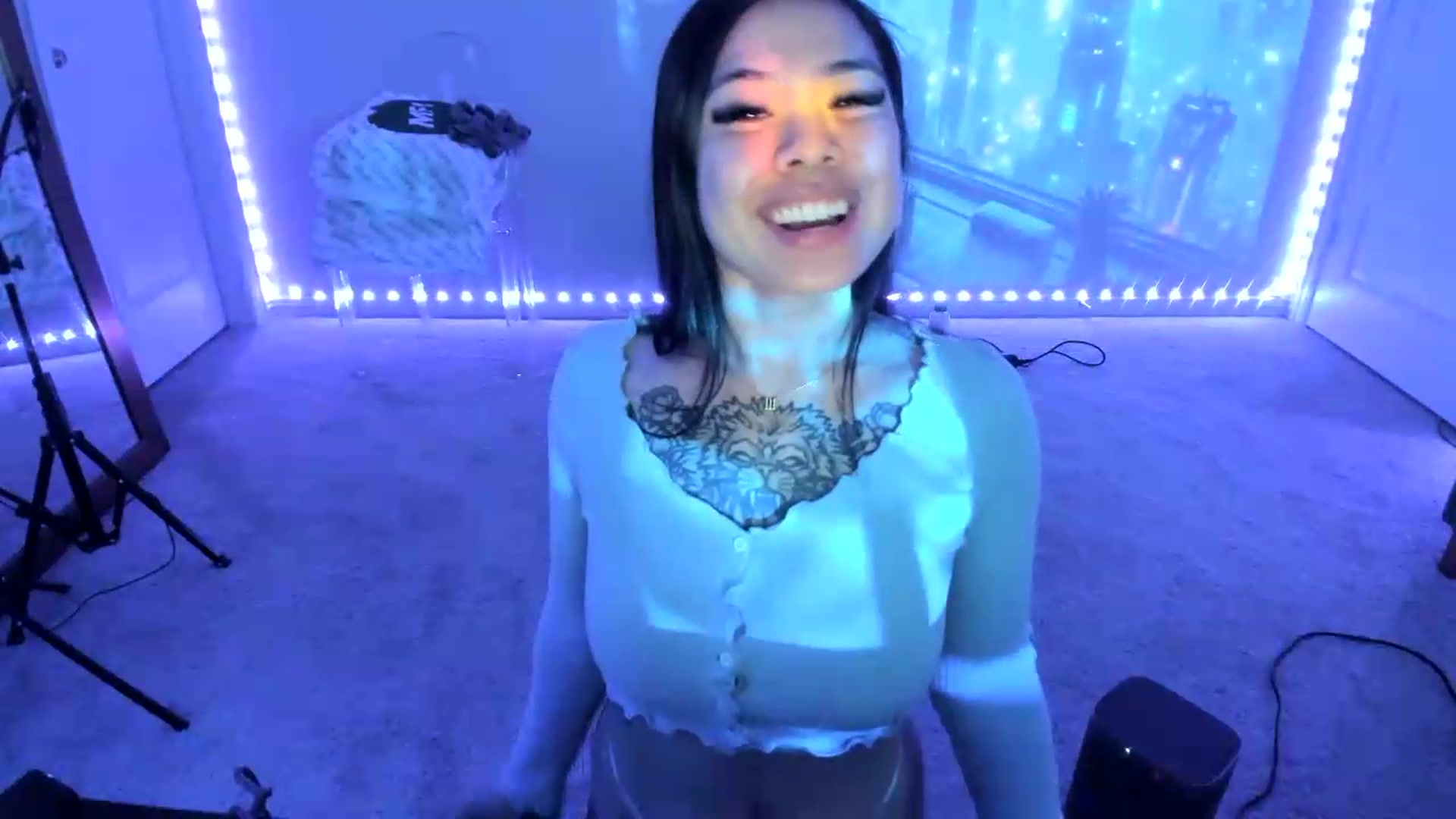 Gallery image thumbnail from dolllface's myfreecams stream on, 05/30/2026, 10:35 image 7 of 20