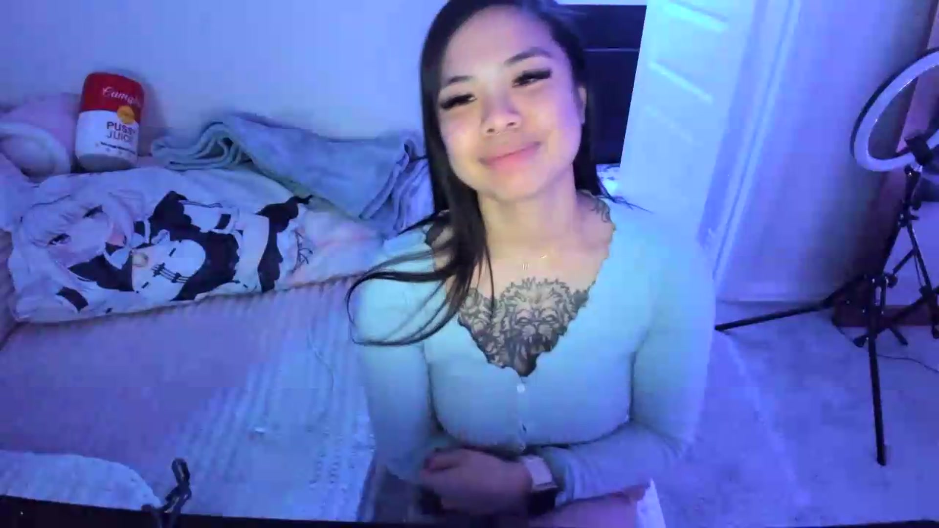 Gallery image thumbnail from dolllface's myfreecams stream on, 05/30/2026, 10:35 image 12 of 20