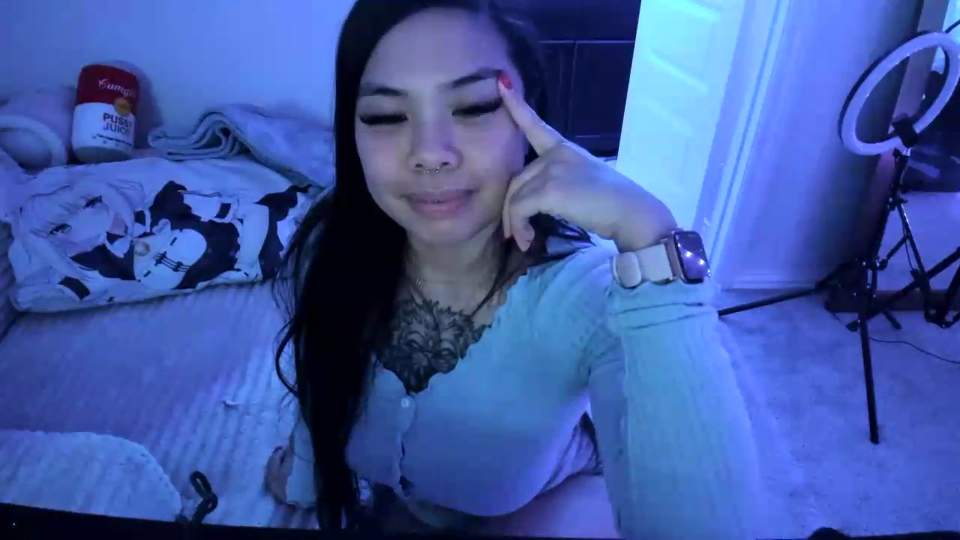 Gallery image thumbnail from dolllface's myfreecams stream on, 05/30/2026, 10:35 image 9 of 20