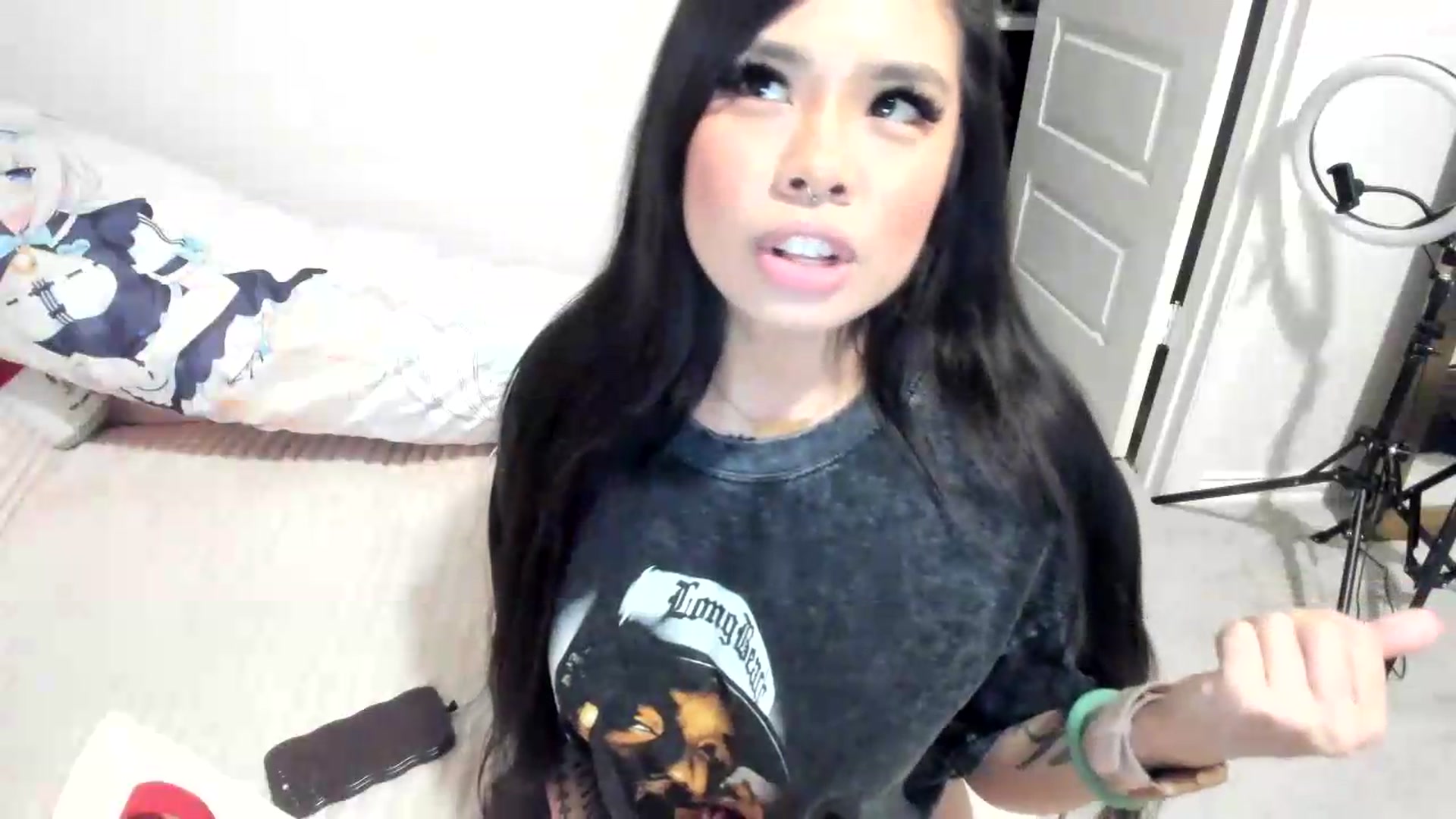Gallery image thumbnail from dolllface's myfreecams stream on, 06/01/2026, 03:25 image 20 of 20