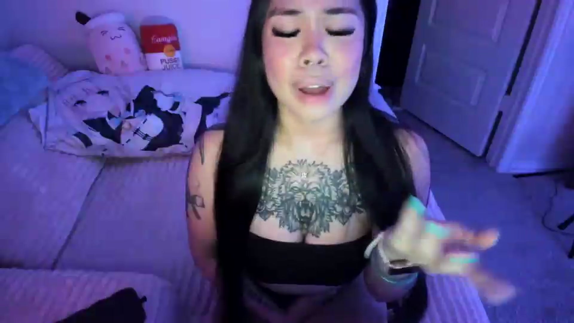 Gallery image thumbnail from dolllface's myfreecams stream on, 06/03/2026, 05:51 image 6 of 20