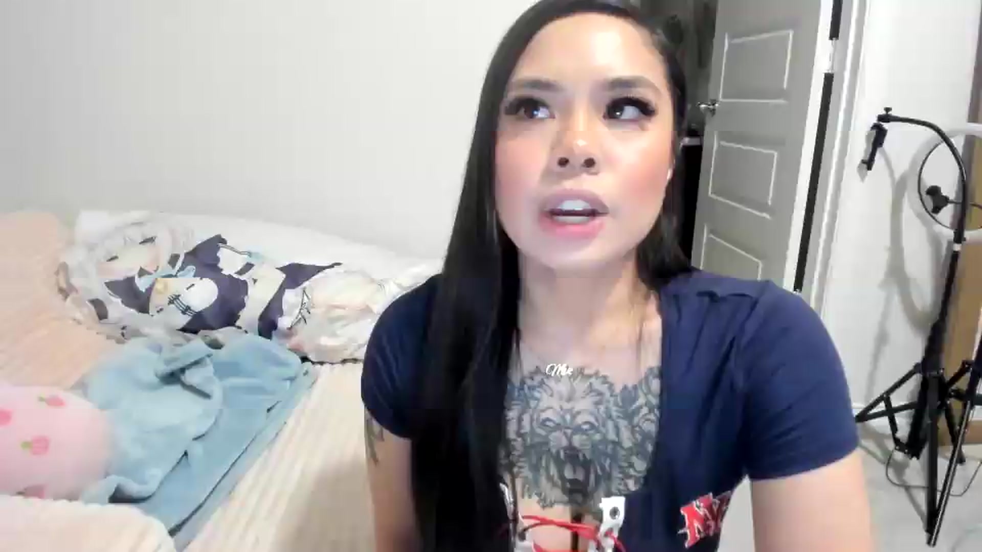 Gallery image thumbnail from dolllface's myfreecams stream on, 06/12/2026, 02:46 image 12 of 20