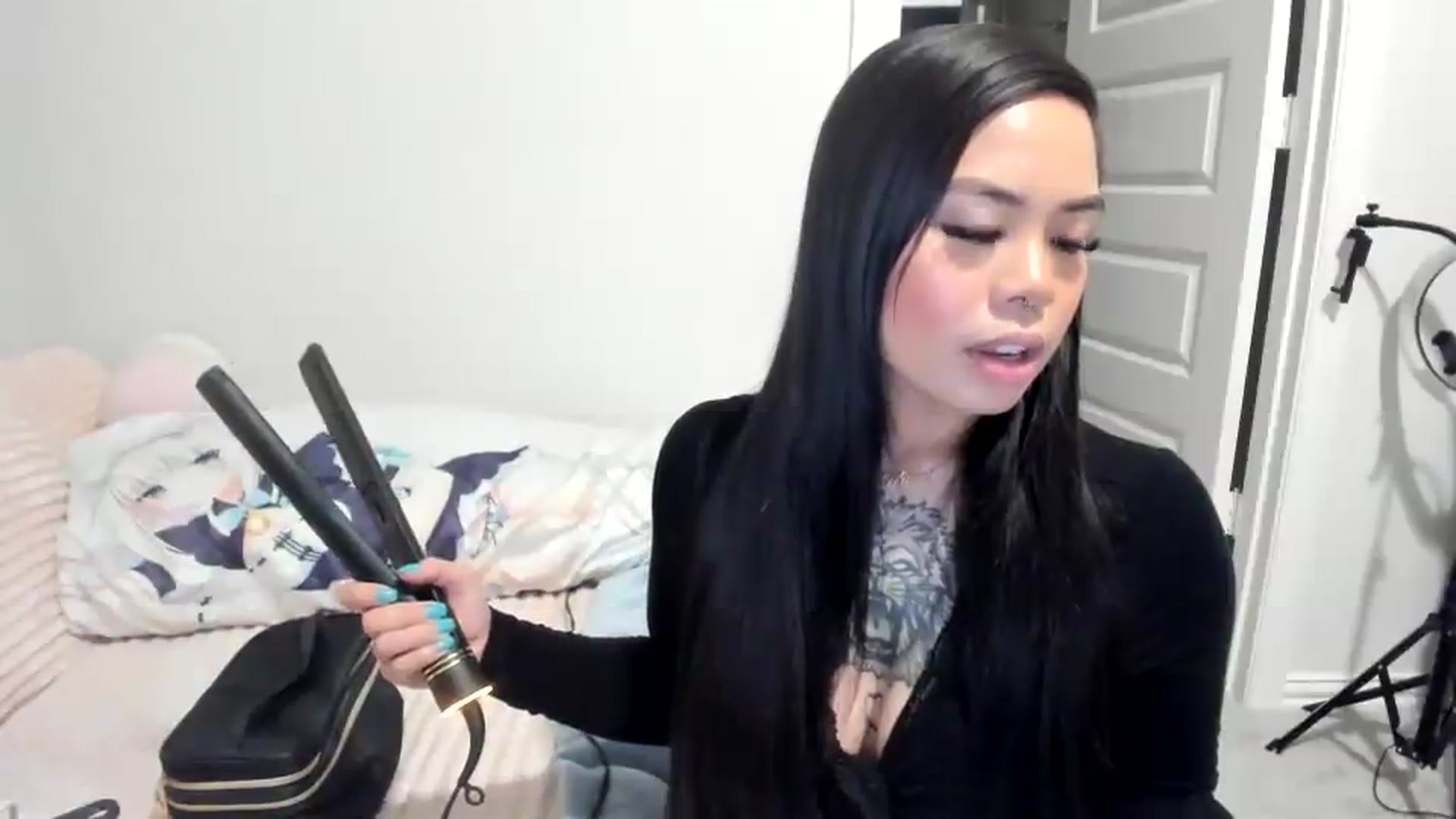 Gallery image thumbnail from dolllface's myfreecams stream on, 06/14/2026, 02:43 image 10 of 20