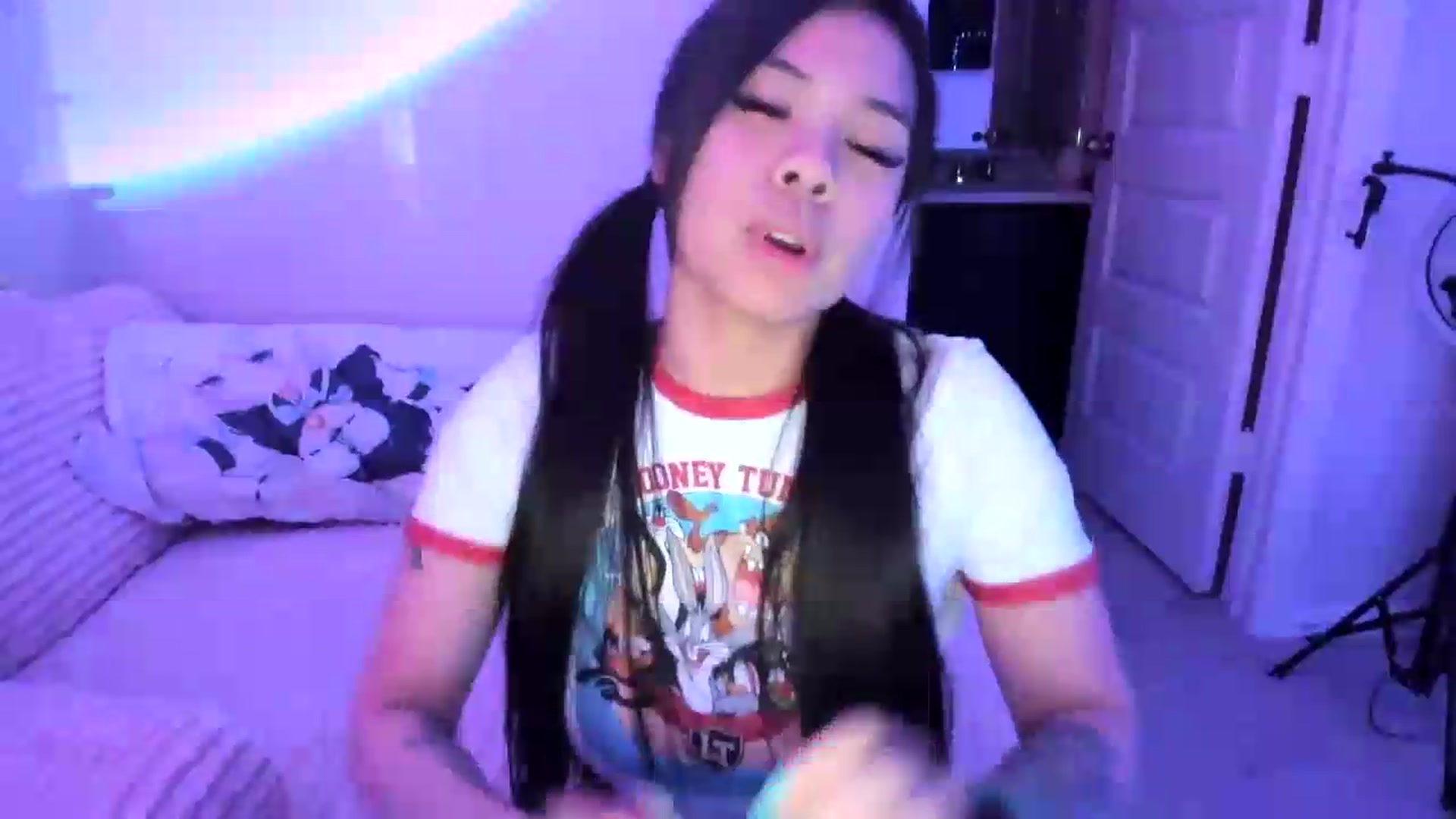 Gallery image thumbnail from dolllface's myfreecams stream on, 06/16/2026, 05:17 image 2 of 20