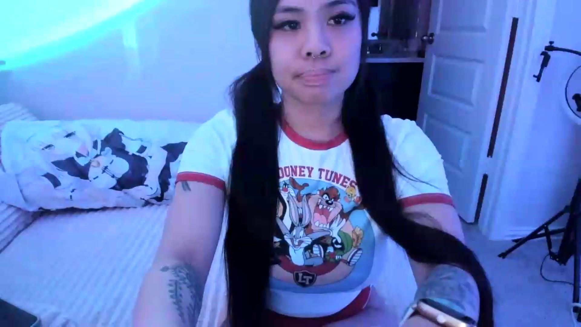Gallery image thumbnail from dolllface's myfreecams stream on, 06/16/2026, 05:17 image 8 of 20