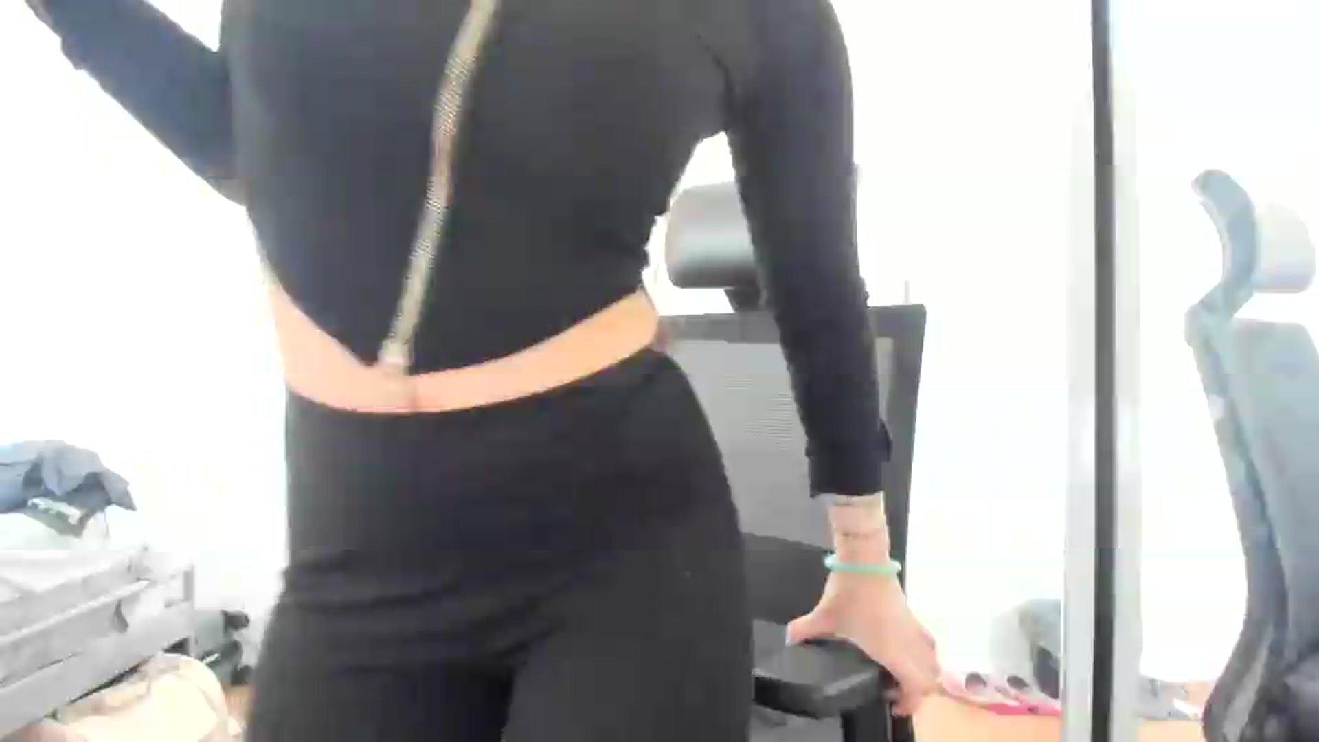 Gallery image thumbnail from dolllface's myfreecams stream on, 06/28/2026, 19:39 image 8 of 20