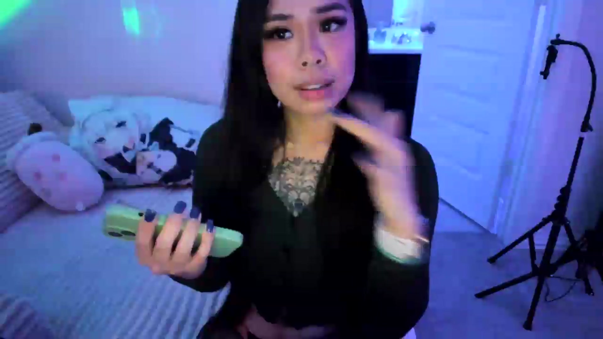 Gallery image thumbnail from dolllface's myfreecams stream on, 07/03/2026, 10:36 image 16 of 20