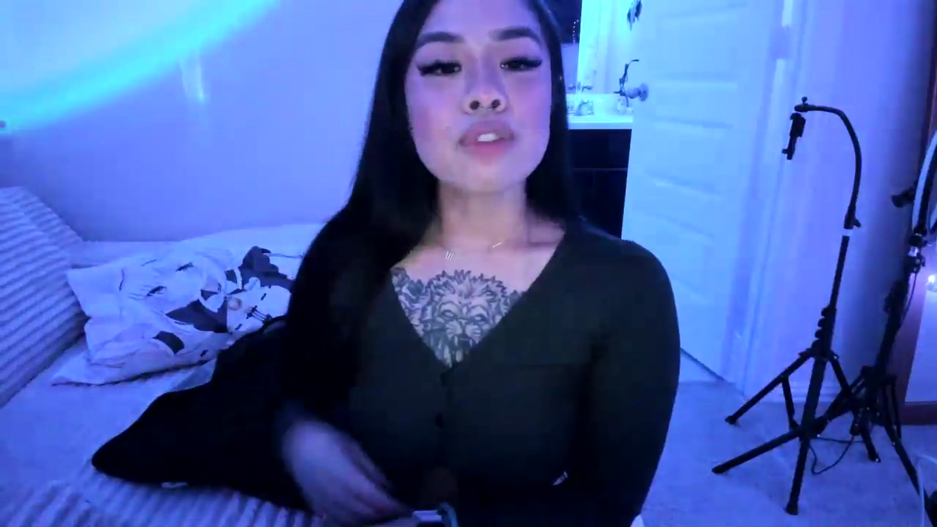 Gallery image thumbnail from dolllface's myfreecams stream on, 07/03/2026, 10:36 image 2 of 20