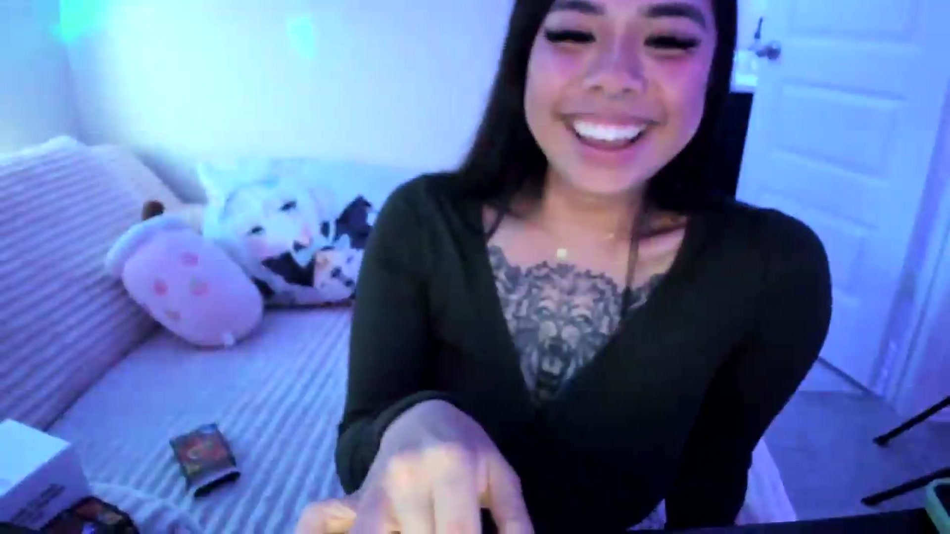 Gallery image thumbnail from dolllface's myfreecams stream on, 07/03/2026, 11:24 image 20 of 20