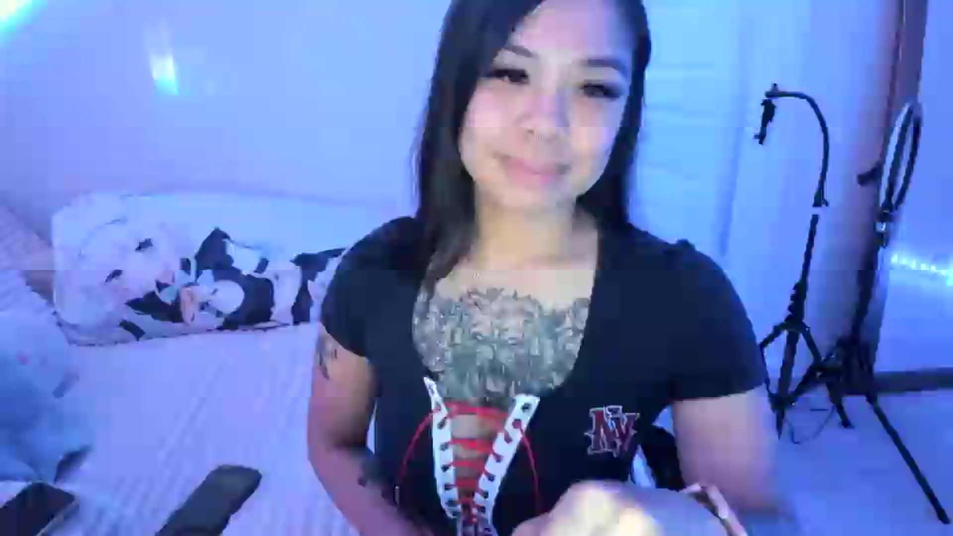 Gallery image thumbnail from dolllface's myfreecams stream on, 07/04/2026, 11:34 image 9 of 20