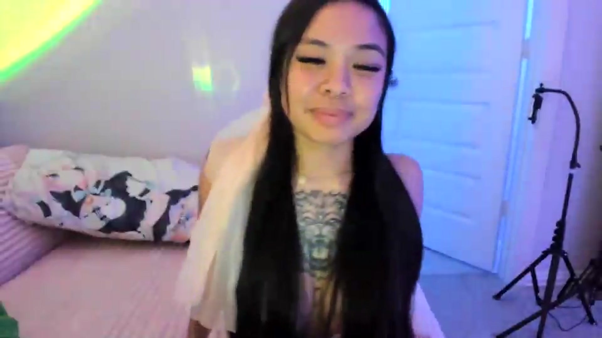 Gallery image thumbnail from dolllface's myfreecams stream on, 07/05/2026, 10:24 image 8 of 20