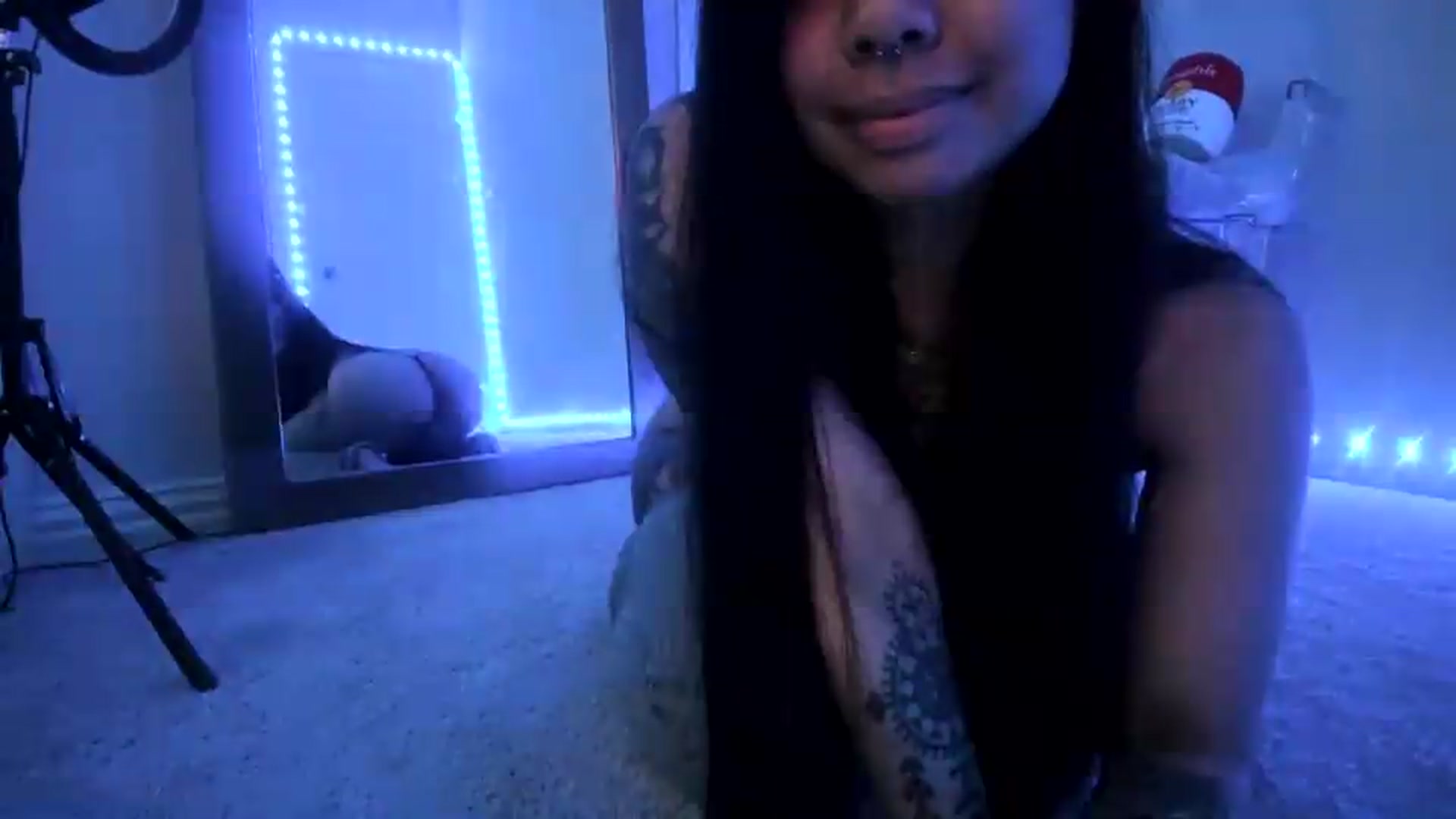 Gallery image thumbnail from dolllface's myfreecams stream on, 07/07/2026, 09:16 image 15 of 20