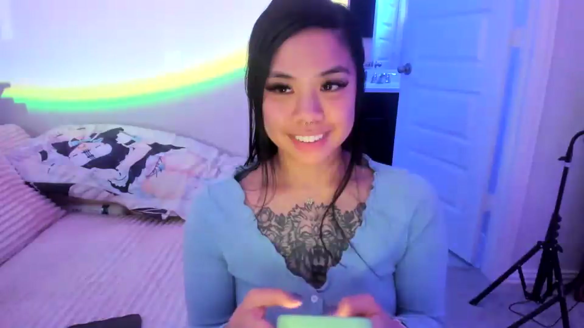 Gallery image thumbnail from dolllface's myfreecams stream on, 07/09/2026, 09:49 image 12 of 20
