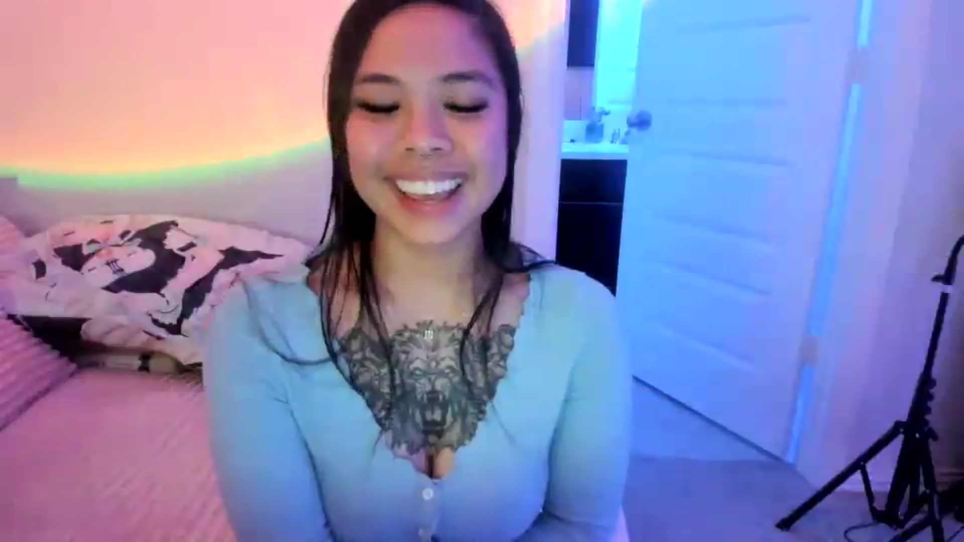 Gallery image thumbnail from dolllface's myfreecams stream on, 07/09/2026, 11:36 image 4 of 20