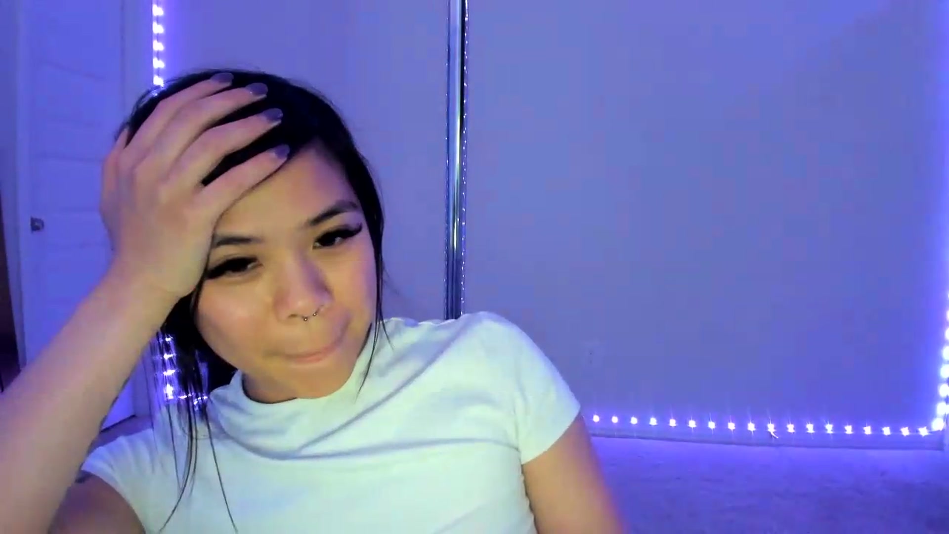 Gallery image thumbnail from dolllface's myfreecams stream on, 07/17/2026, 11:37 image 5 of 20