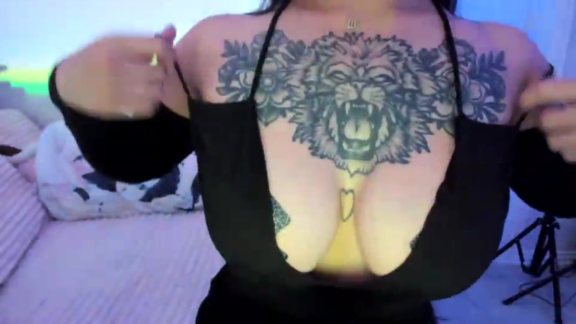 Gallery image thumbnail from dolllface's myfreecams stream on, 07/20/2026, 07:59 image 3 of 20