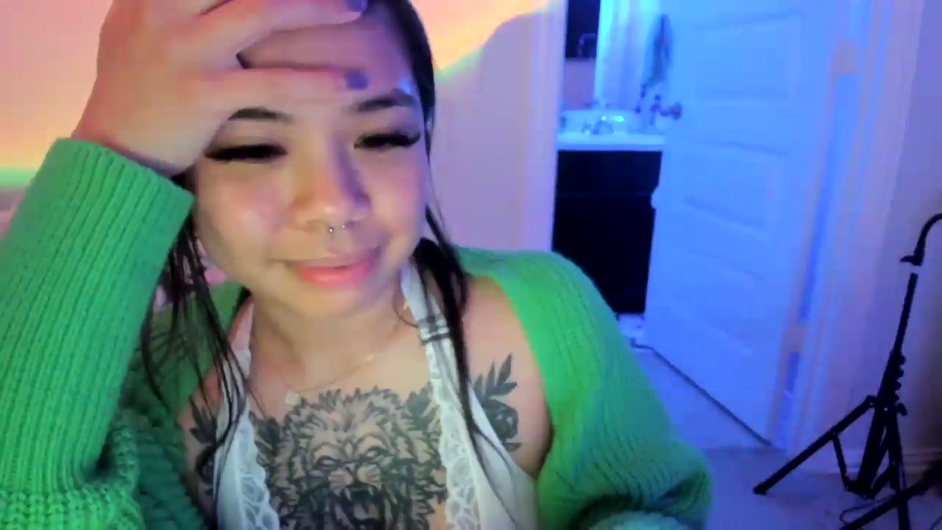 Gallery image thumbnail from dolllface's myfreecams stream on, 07/21/2026, 06:59 image 9 of 20