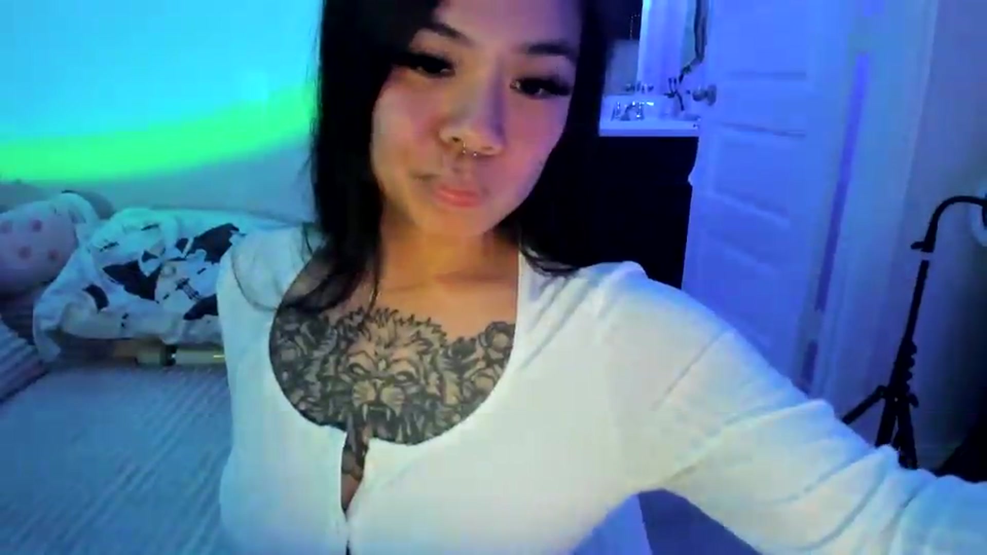 Gallery image thumbnail from dolllface's myfreecams stream on, 07/22/2026, 08:30 image 13 of 20
