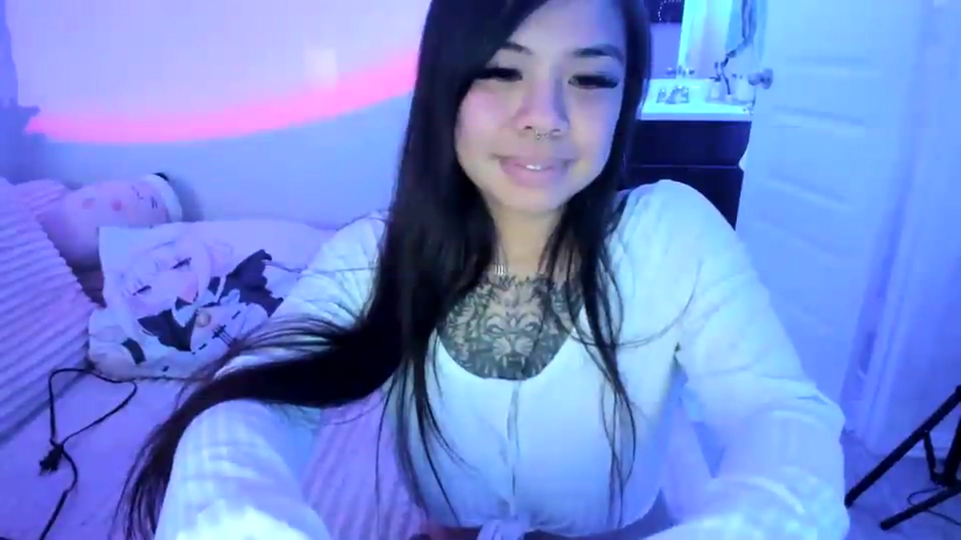 Gallery image thumbnail from dolllface's myfreecams stream on, 07/22/2026, 10:57 image 20 of 20