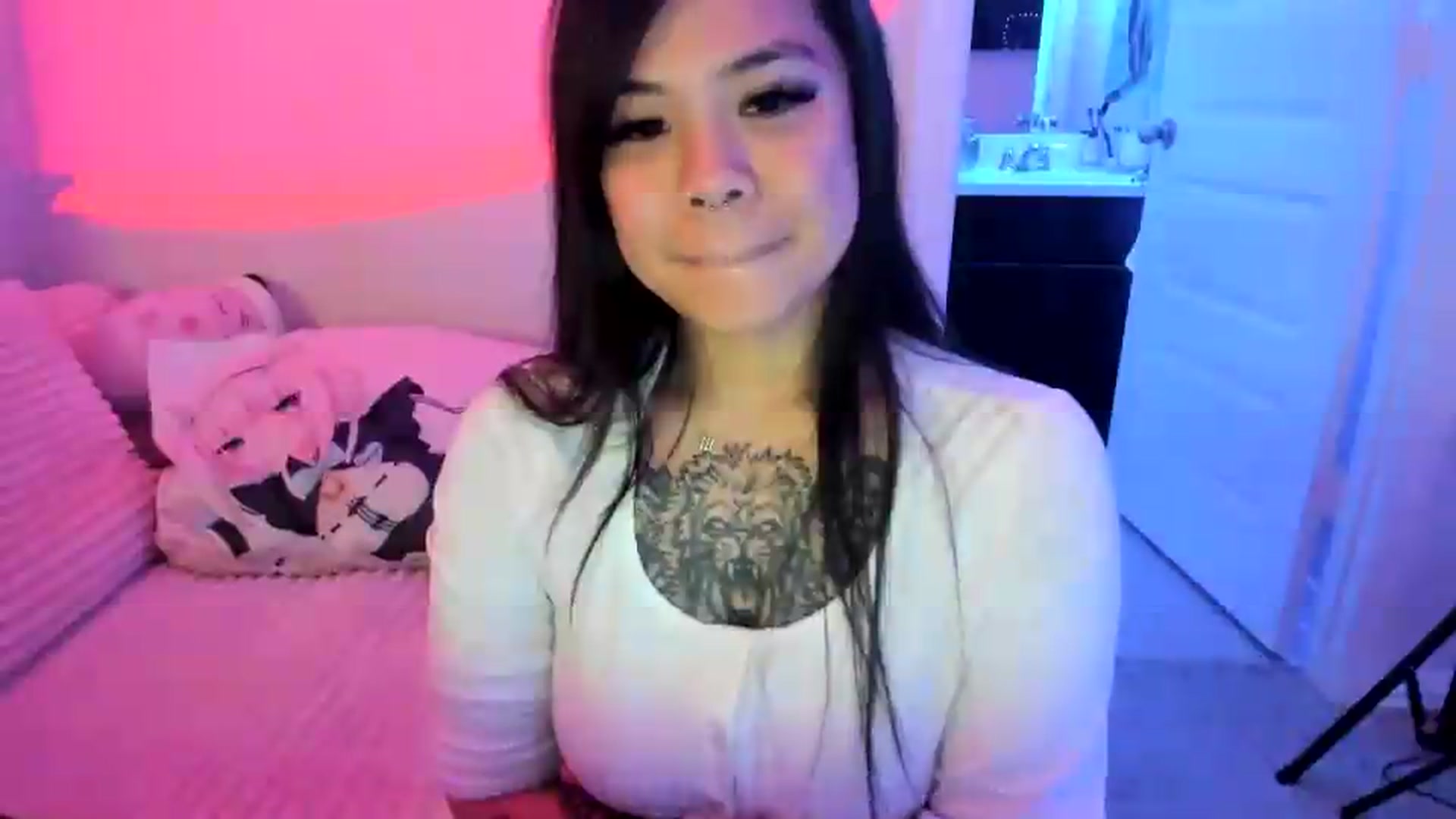 Gallery image thumbnail from dolllface's myfreecams stream on, 07/22/2026, 10:57 image 12 of 20