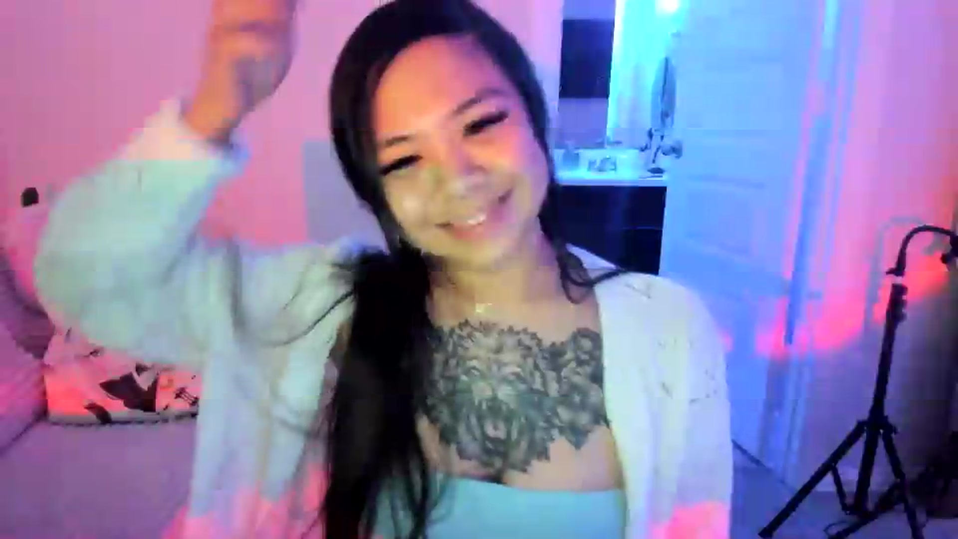 Gallery image thumbnail from dolllface's myfreecams stream on, 07/24/2026, 05:24 image 16 of 20