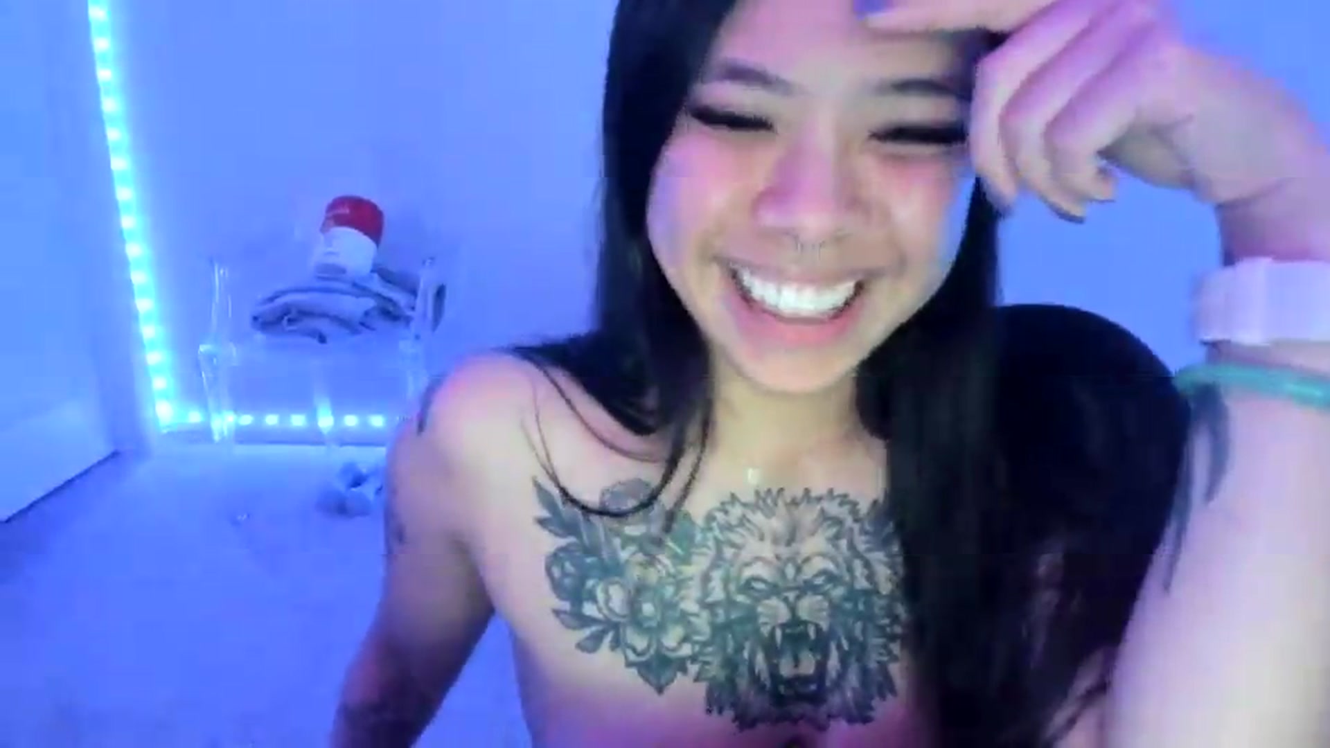 Gallery image thumbnail from dolllface's myfreecams stream on, 07/26/2026, 10:12 image 4 of 20