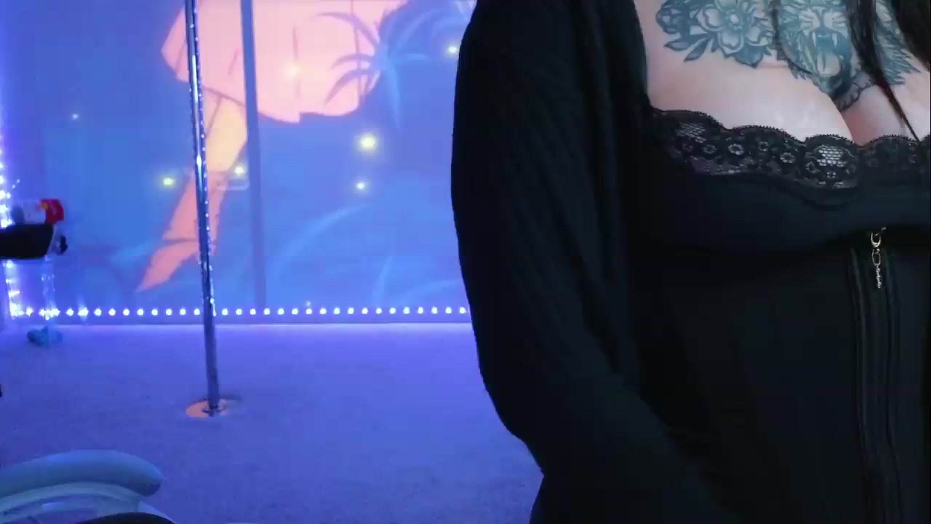 Gallery image thumbnail from dolllface's myfreecams stream on, 08/03/2026, 01:59 image 20 of 20