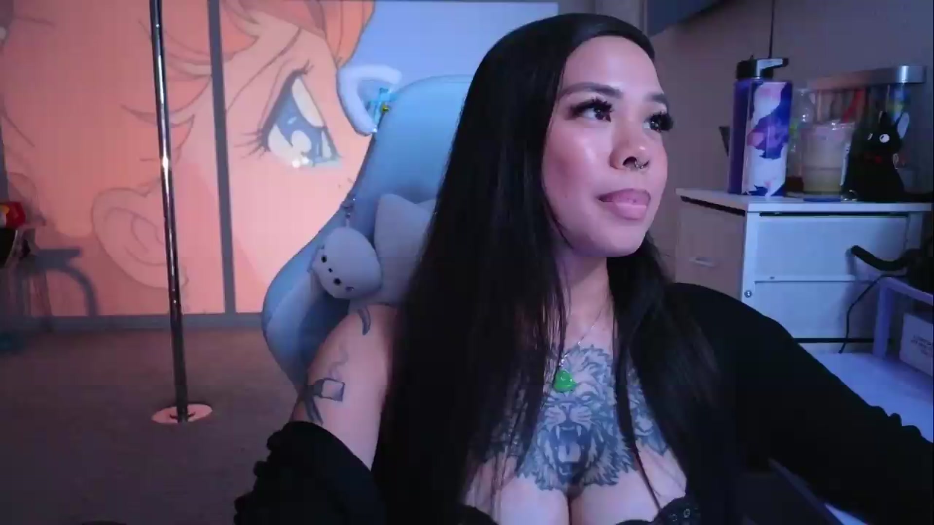 Gallery image thumbnail from dolllface's myfreecams stream on, 08/03/2026, 01:59 image 14 of 20