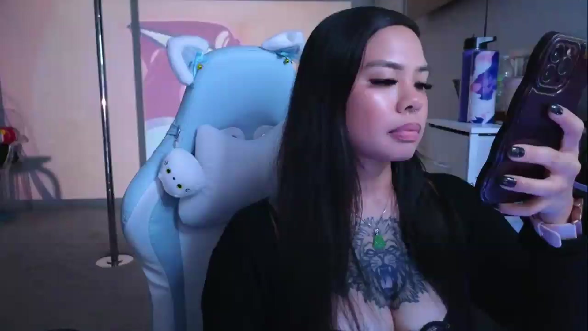 Gallery image thumbnail from dolllface's myfreecams stream on, 08/03/2026, 01:59 image 11 of 20