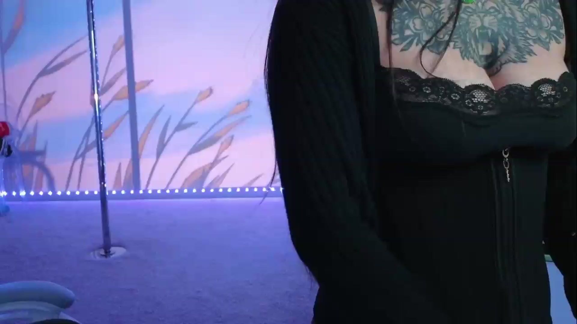 Gallery image thumbnail from dolllface's myfreecams stream on, 08/03/2026, 03:35 image 1 of 20
