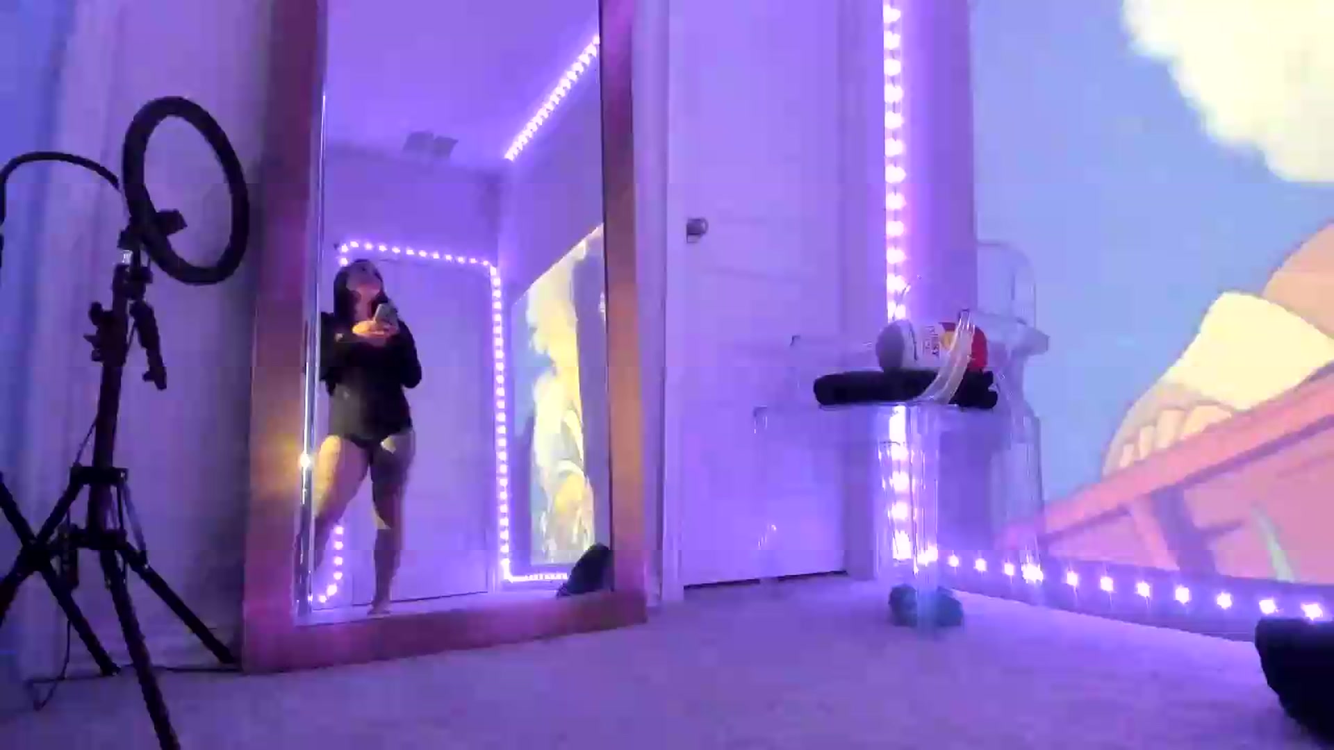 Gallery image thumbnail from dolllface's myfreecams stream on, 08/03/2026, 09:03 image 1 of 20